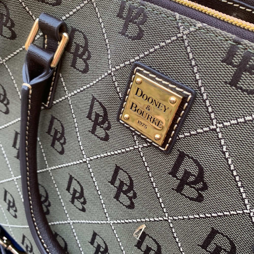 Authentic DOONEY & BOURKE Leather canvas ZIP SAtchel/Crosby - Picture 14 of 16